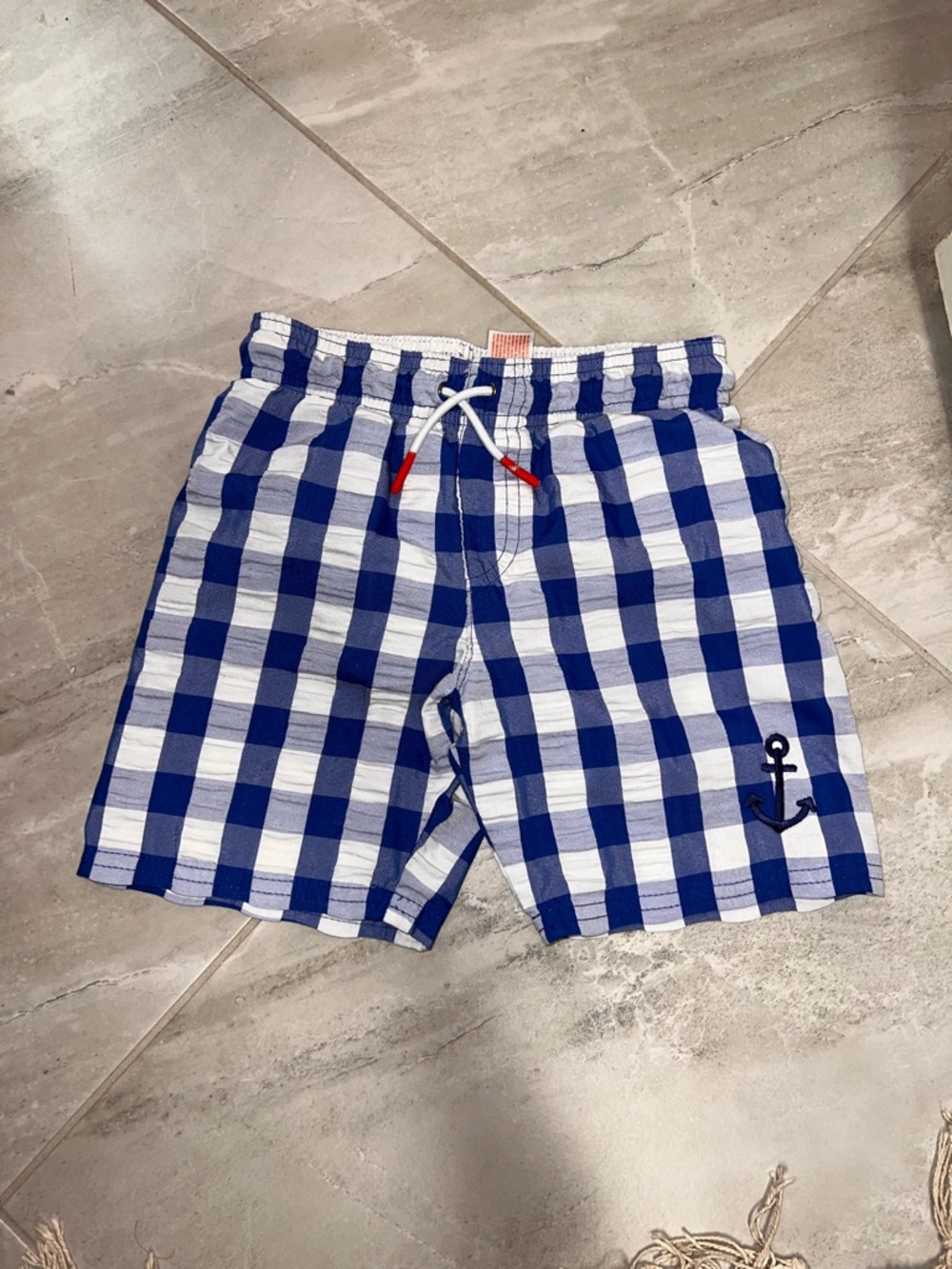 Cat & Jack, boy's size 5T gingham blue seersucker swim trunks with liner - Picture 5 of 10